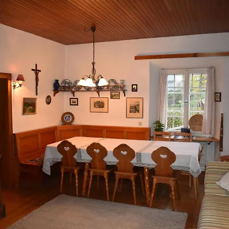 Plaunerhaus 47 Nyaraló *